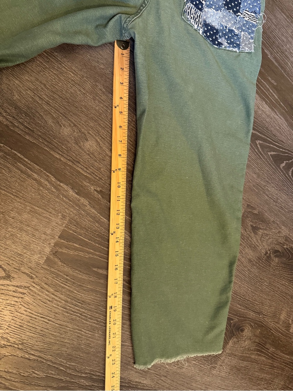 MOTHER Upcycled Olive Green Capris with Blue Patch Sashiko Pockets - Picture 7 of 8